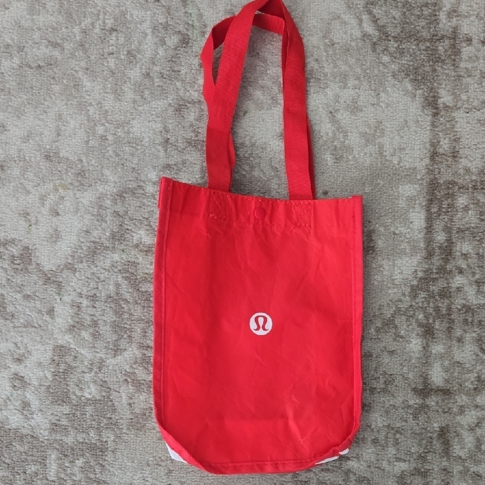 Lululemon‎ Red Tote Bag